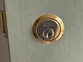 Emergency local locksmith Uxbridge, Hayes, West Drayton Emergency Locksmith Uxbridge Lock Supplier